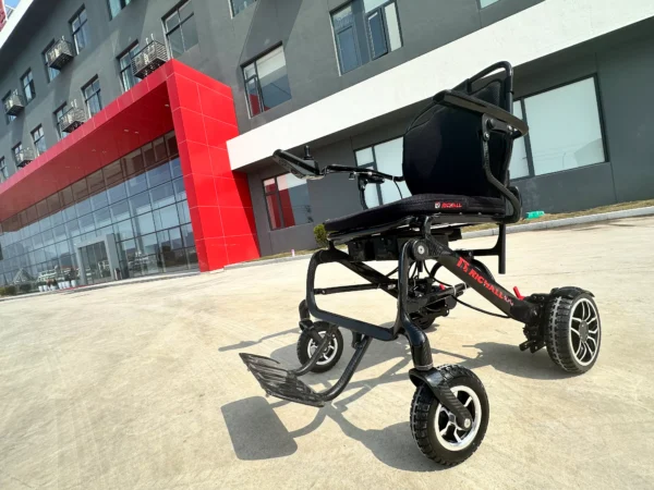 RC--W3902 Outdoor Carbon Fabric Electric Wheelchair