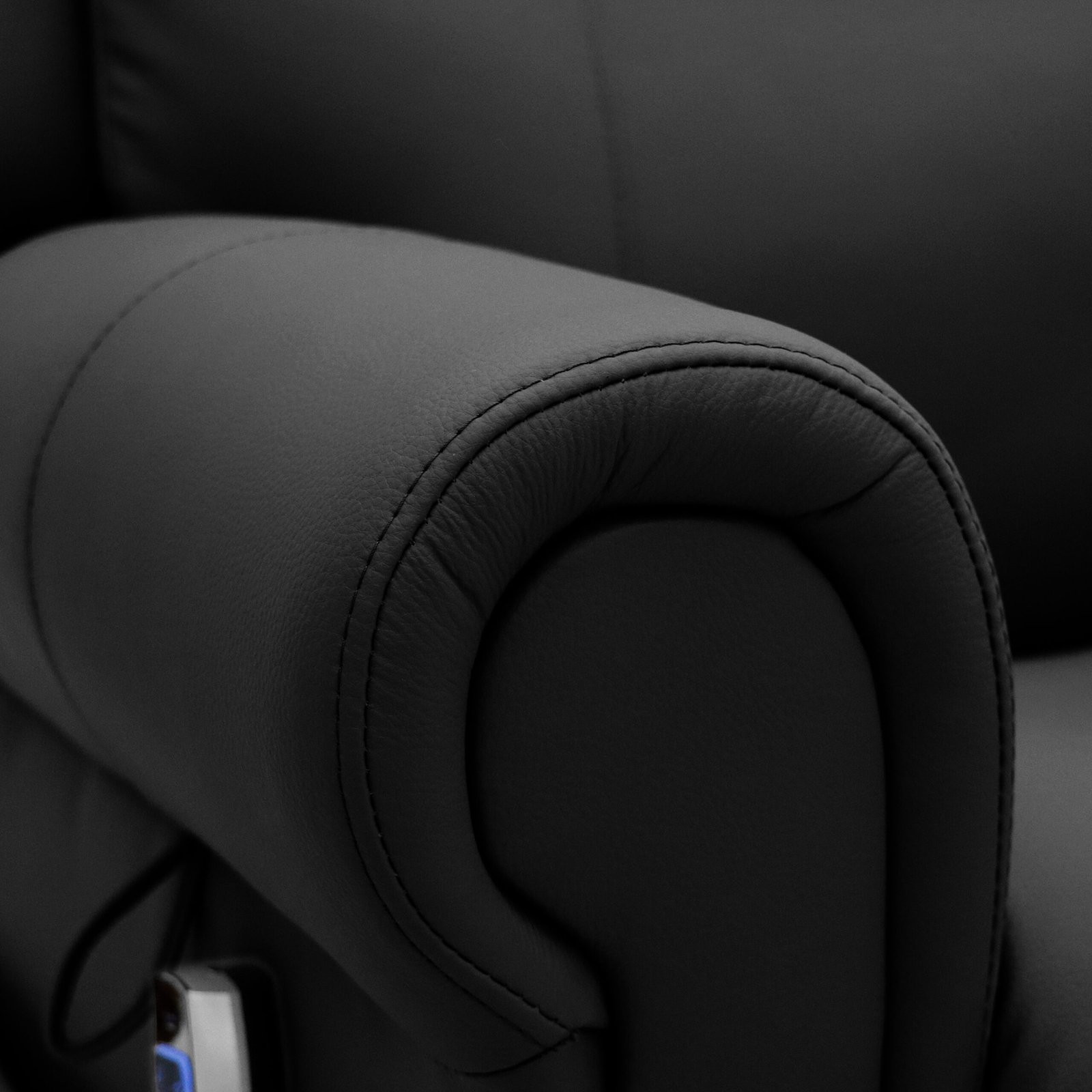 Recliner Chair – Relaxo Rental